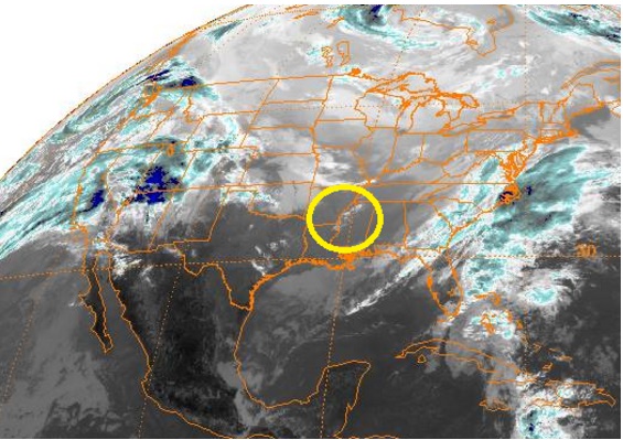 Figura 2: Imagen de satélite en canal infrarrojo. Se observa un grupo de cirrocumulus sobre el estado de Mississippi, Estados Unidos. Fuente: http://inthecloudhead.blogspot.com.es